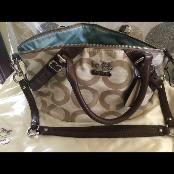 Coach handbag - Picture 2 of 6